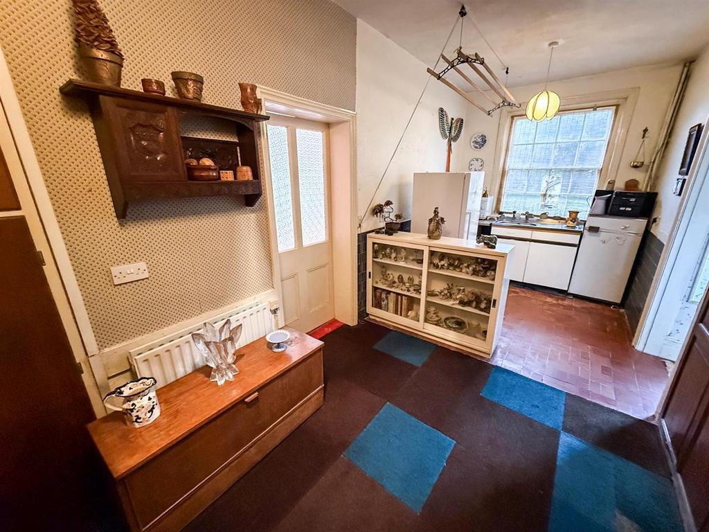 Second Kitchen