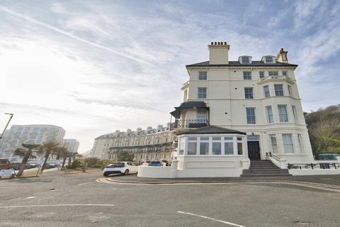 1 bedroom flat for sale, Marine Crescent, Folkestone, Kent, CT20