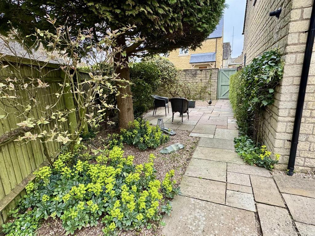 Side garden.jpg