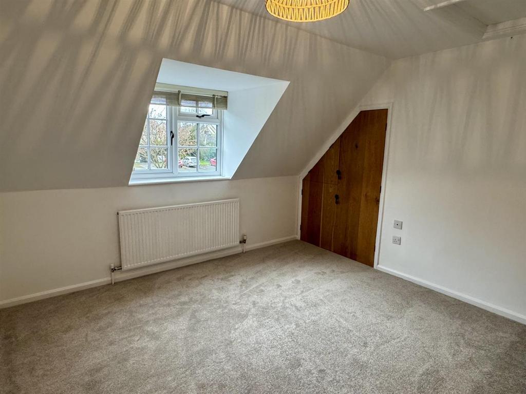 Master bedroom.jpg