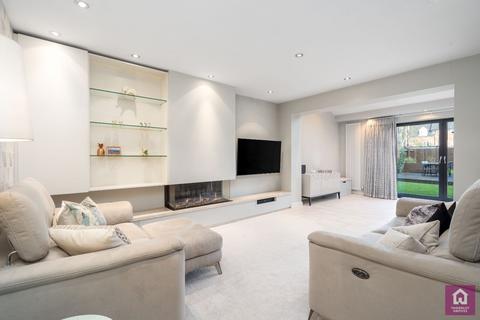 4 bedroom detached house for sale, Lawnhurst Avenue, Manchester, Greater Manchester, M23