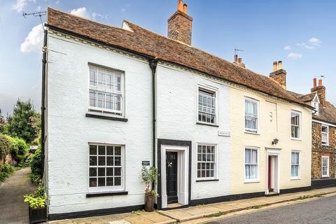 2 bedroom end of terrace house for sale, High Street, Sandwich, CT13