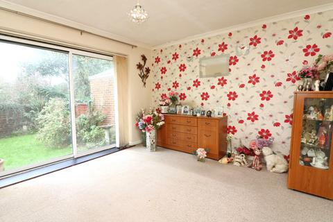 3 bedroom semi-detached bungalow for sale, Mill Close, Sandwich, CT13