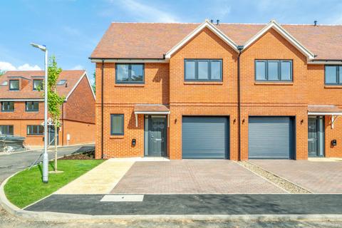 4 bedroom house for sale, Hind Gardens, Hindhead, GU26