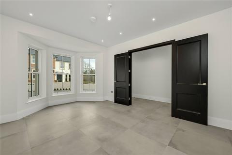 3 bedroom semi-detached house for sale, Twinoaks, Cobham, KT11