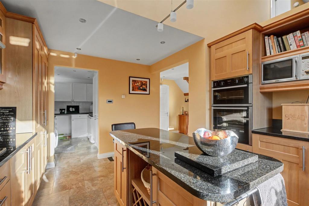 Dining/Living Kitchen