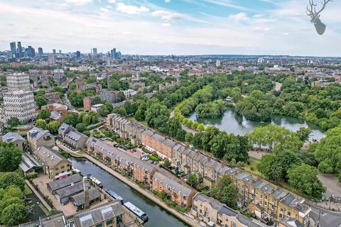 undefined, Old Ford Road, Victoria Park E2