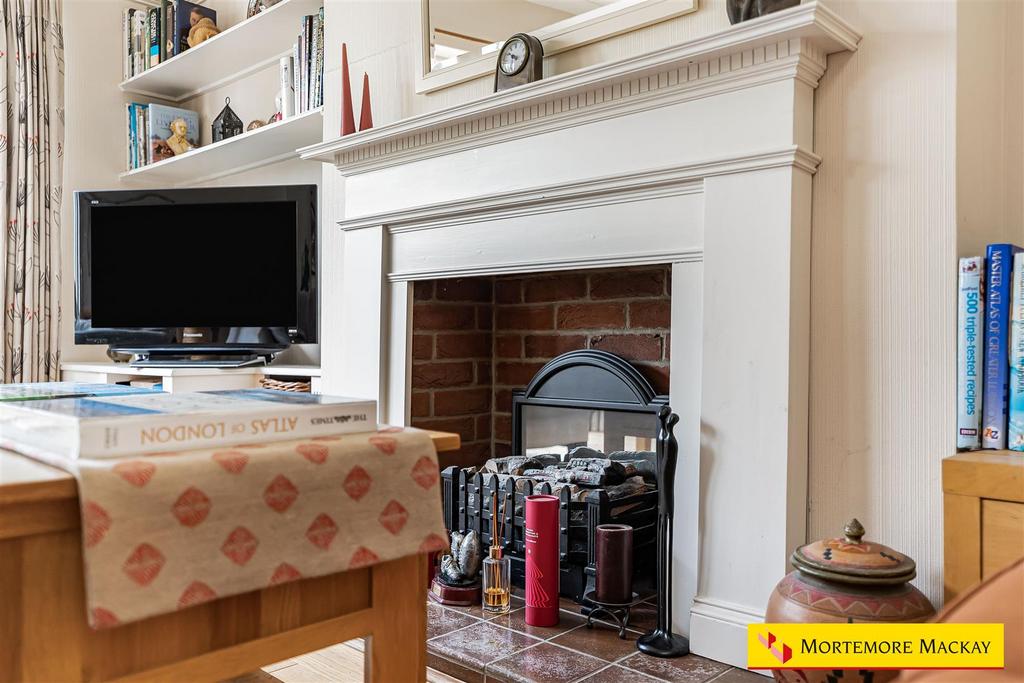 6 76623 watermarked.jpg