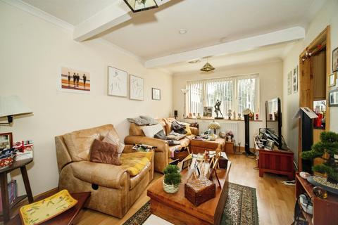 3 bedroom terraced house for sale, Grove Road, Basingstoke