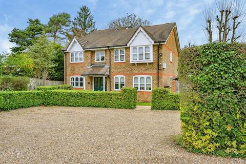 Foxlands Close, Leavesden, Watford
