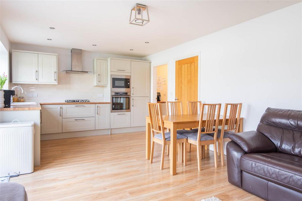 Kitchen / Snug