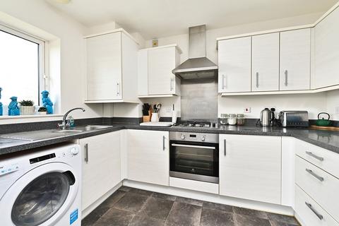 2 bedroom apartment for sale, Hornchurch Square, Farnborough, GU14