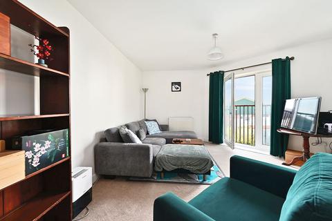 2 bedroom apartment for sale, Hornchurch Square, Farnborough, GU14