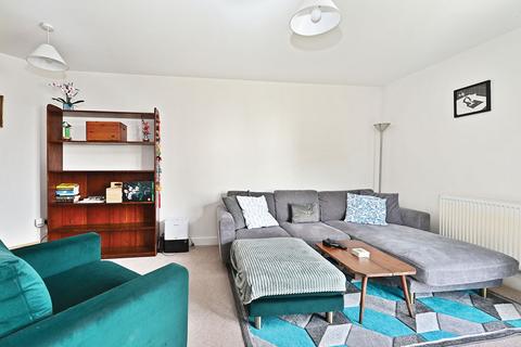 2 bedroom apartment for sale, Hornchurch Square, Farnborough, GU14