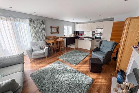 undefined, Broadmark Lane, Littlehampton BN16