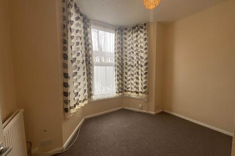 1 bedroom flat to rent, Elgin Road, Seven Kings, Essex