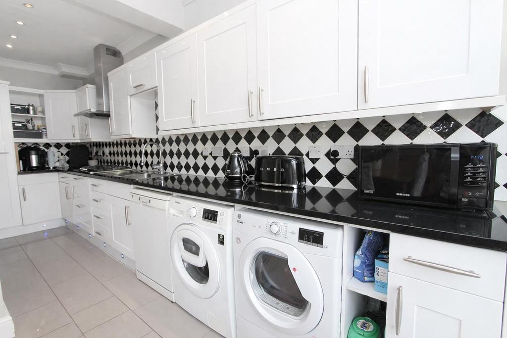 Kitchen2