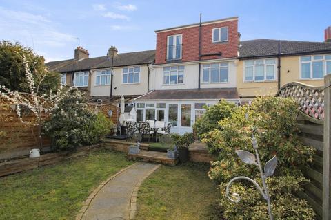 undefined, Godalming Avenue, Wallington SM6