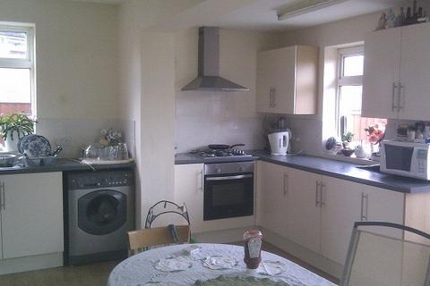 3 bedroom semi-detached house for sale, 74 Woodhouse Road, DN2 4DF