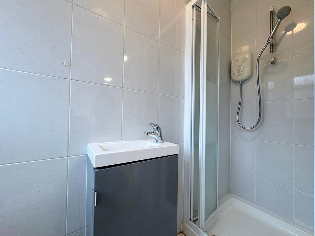 Outbuilding Shower room