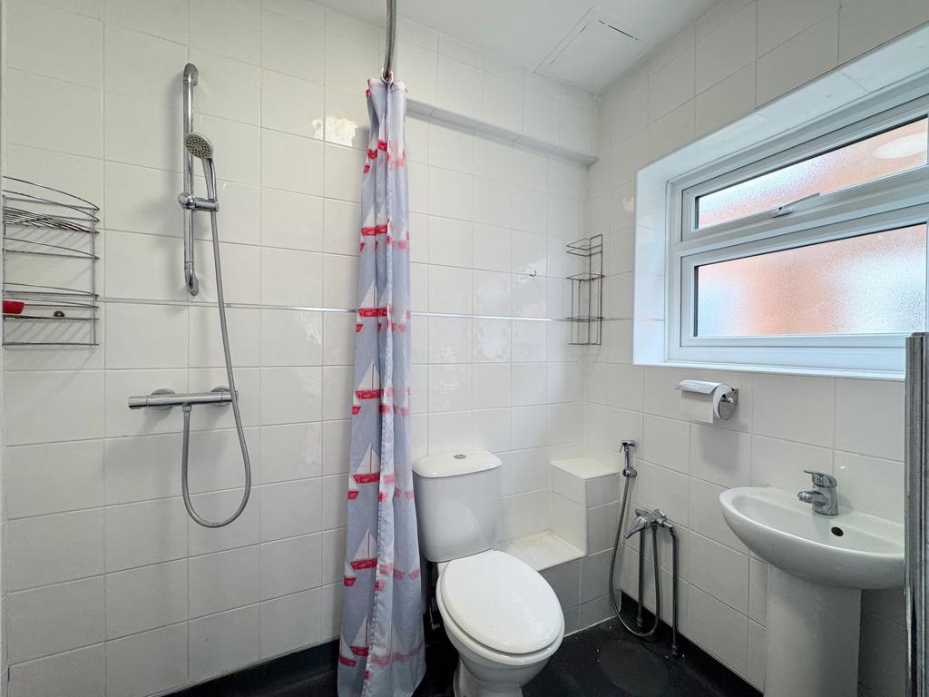 Downstairs shower room
