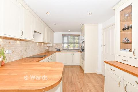 5 bedroom detached house for sale, The Farrows, Maidstone ME15
