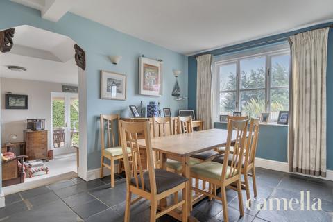 3 bedroom detached house for sale, Watergates, Chippenham SN14