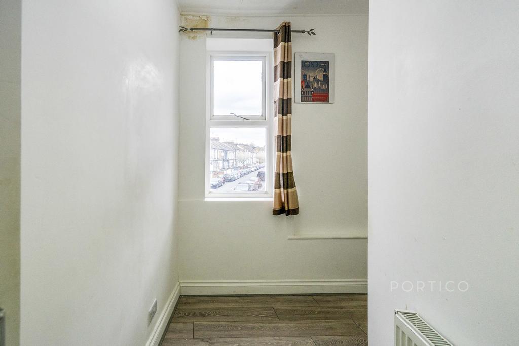 Bedroom Two/Study