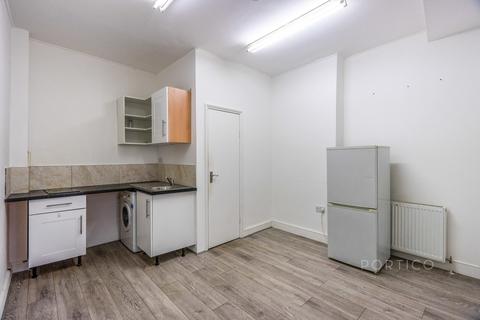 2 bedroom flat to rent, High Road Leyton, E10