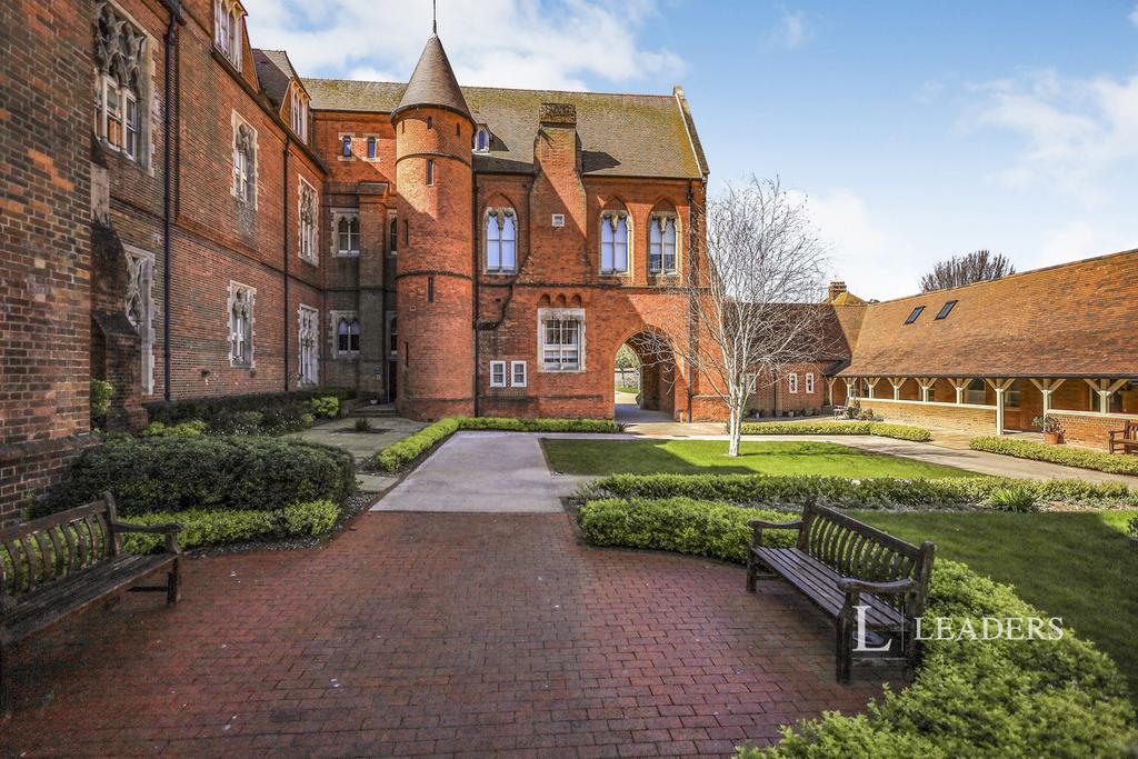 Communal Grounds
