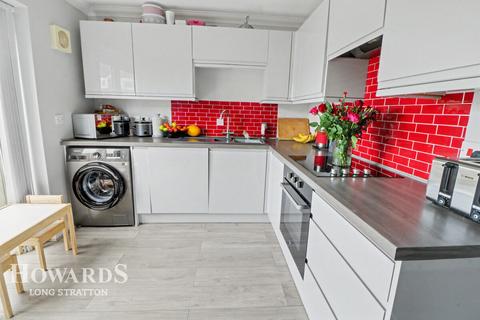 2 bedroom terraced house for sale, Chestnut Road, Tasburgh