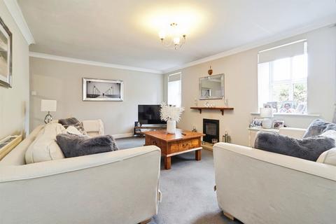 undefined, Low House Farm Court, Keighley BD20