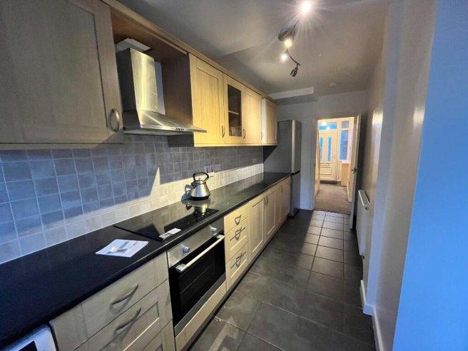 Station-road-bs34-7jl-1061481