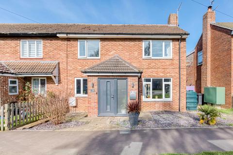 4 bedroom semi-detached house for sale, Thompson Close, Swanton Morley