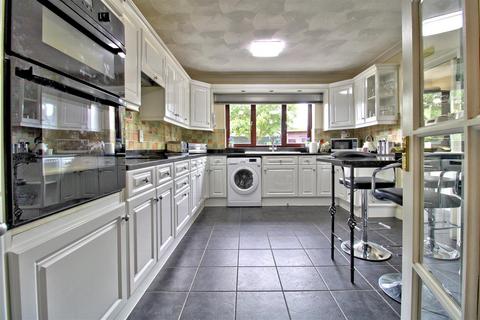 3 bedroom detached bungalow for sale, Chapel Road, Terrington St. Clement