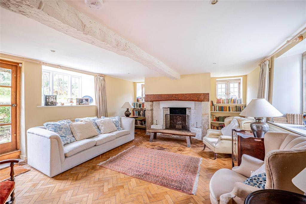 Sitting Rm Fireplace