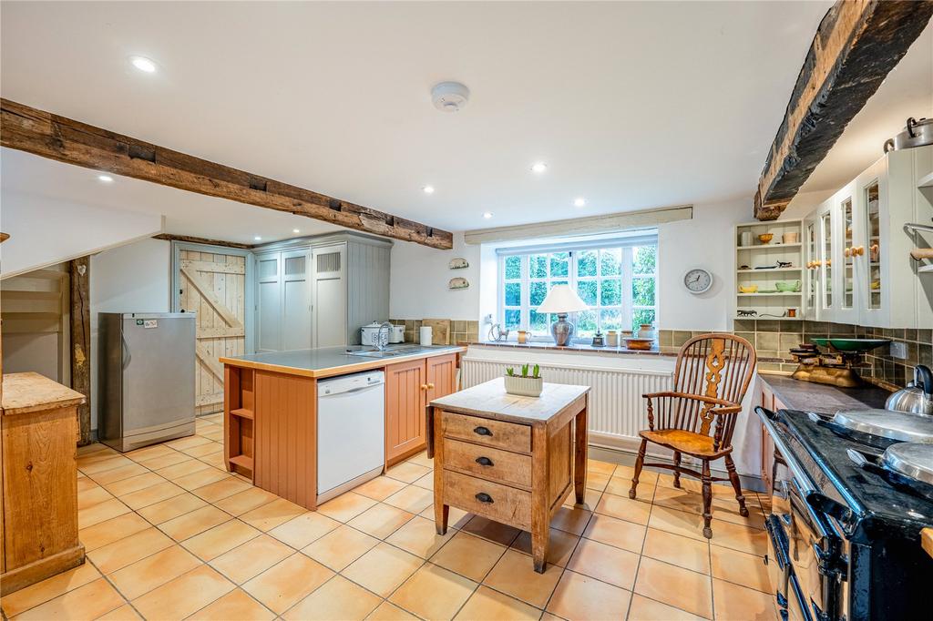 Kitchen / Brkfst
