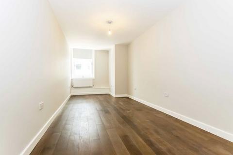 undefined, Little Somerset Street, London E1