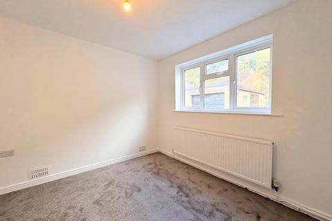 undefined, Laurelbanks, Heswall, Wirral, Merseyside, CH60