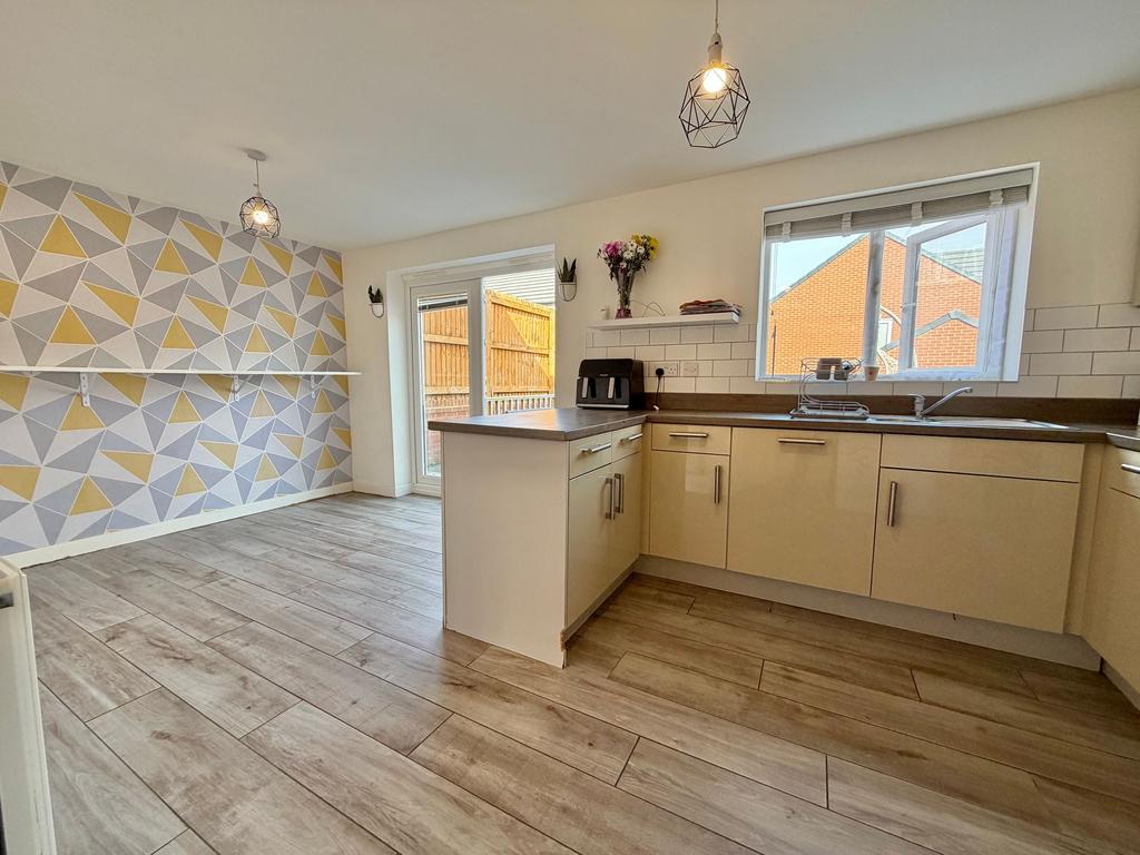 Dining Kitchen
