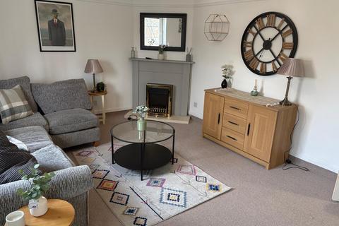 3 bedroom apartment to rent, Wide Lane, Hampshire SO18