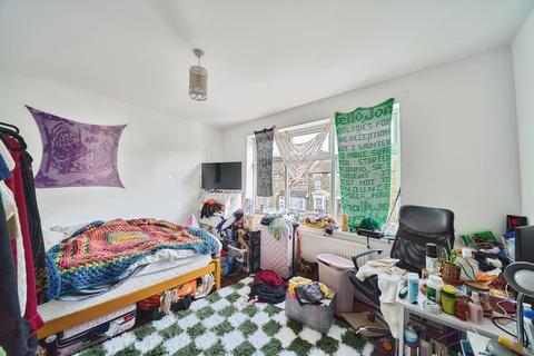 undefined, Thorpe Road, London, E7