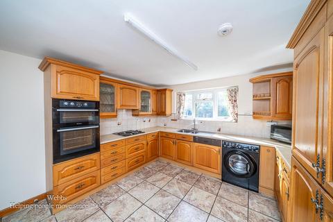 3 bedroom detached bungalow for sale, Brooke Road, Cannock WS12
