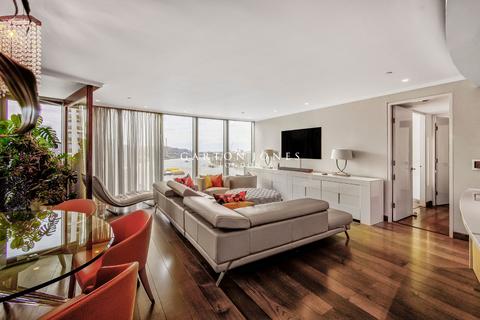 2 bedroom apartment to rent, Tower Building, 1 St Georges Wharf, London, SW8