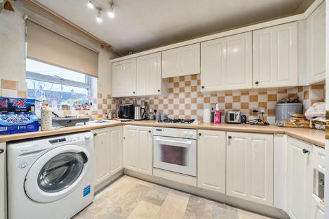 undefined, Keen Close,  Fairford Leys,  HP19