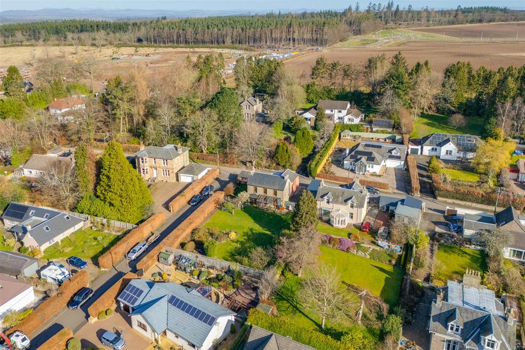 21 Highfield Rd-Drone-0008.jpg