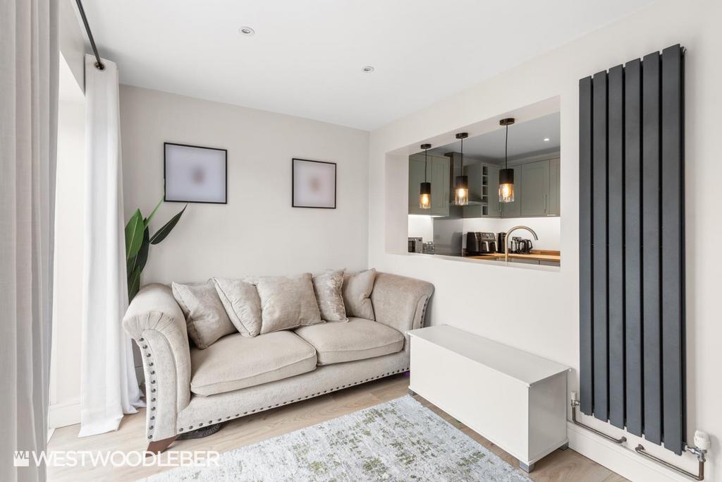 Stoneleigh Drive 27.jpg