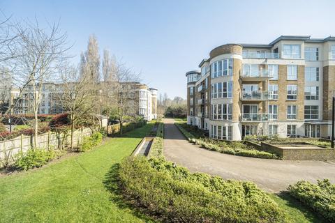 2 bedroom flat for sale, Aura House, 39 Melliss Avenue, Richmond, UK
