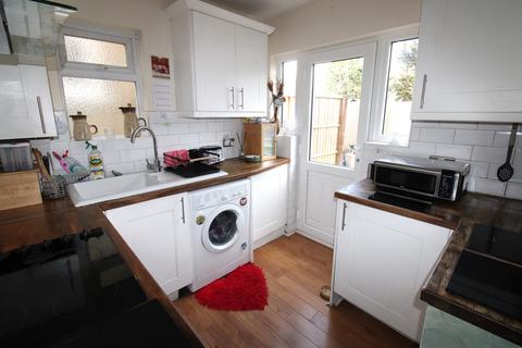 2 bedroom maisonette for sale, Granton Avenue, Upminster RM14