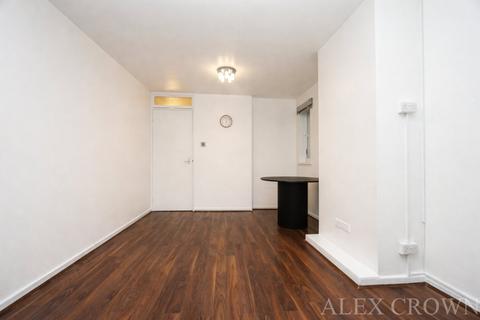 1 bedroom flat to rent, Barnfield close, Crouch Hill